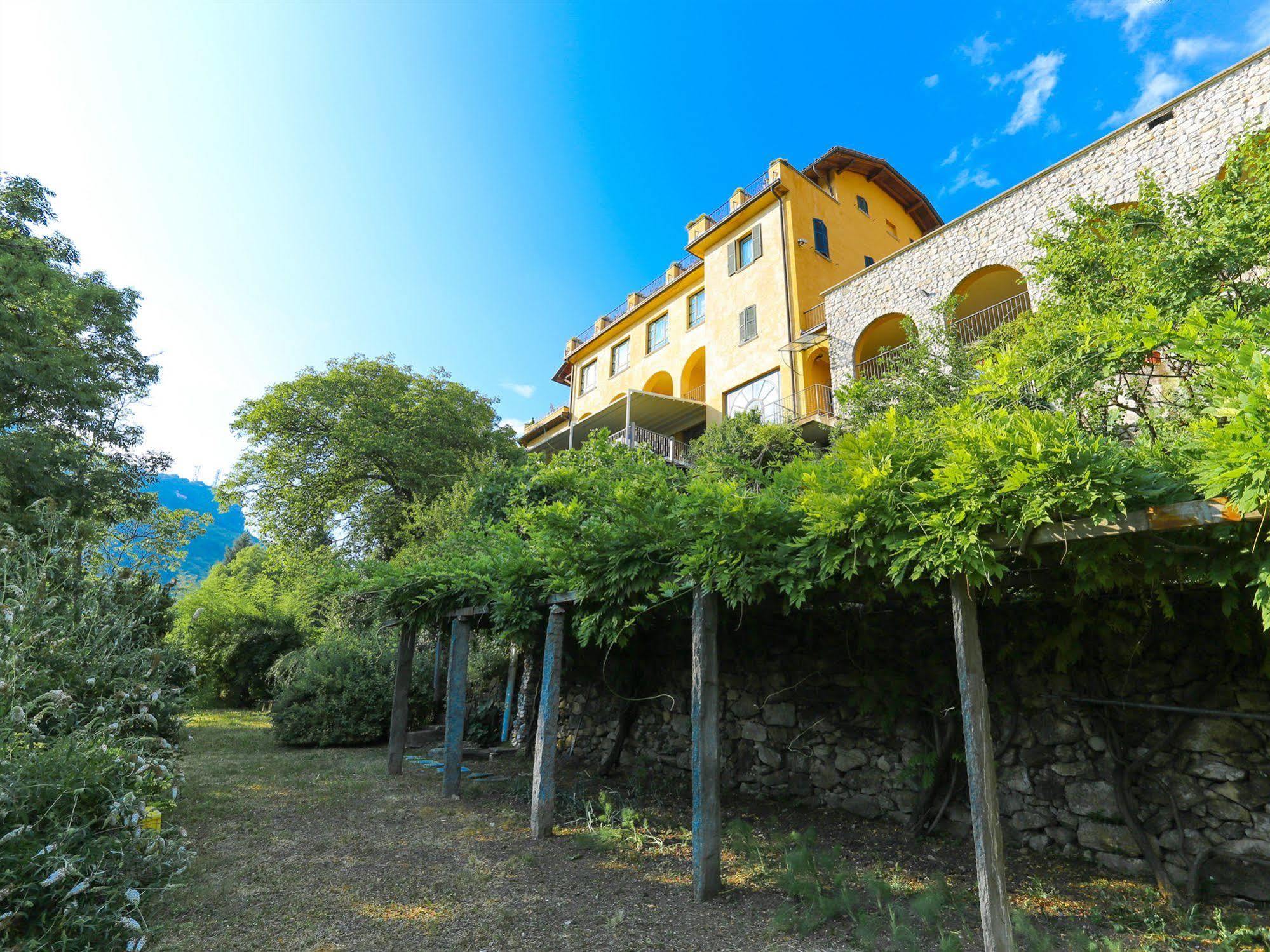 Hotel Colonne Βαρέζε Εξωτερικό φωτογραφία